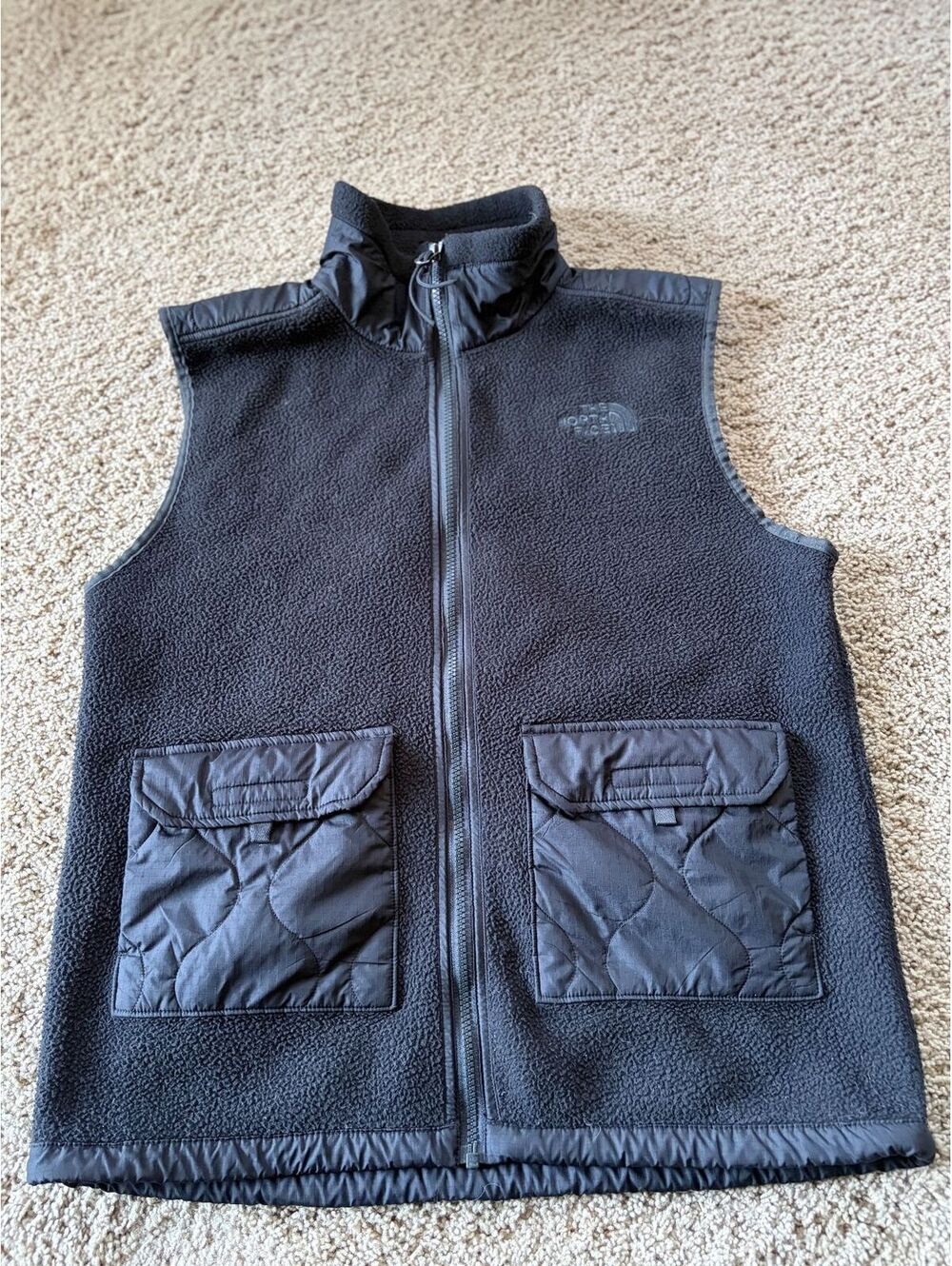 The North Face Royal Arch Fleece Vest Men's Small Black Full Zip Quilted Pockets
